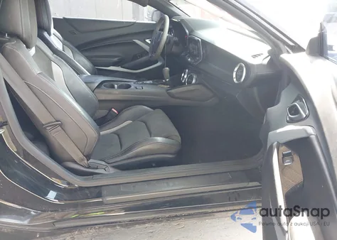 2018 Chevrolet Camaro 1Ss z USA, uszkodzony, nr VIN 1G1FE1R79J0174791